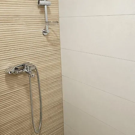 Appartement Memento With Private Bathrooms & Shared Kitchen Ljubljana