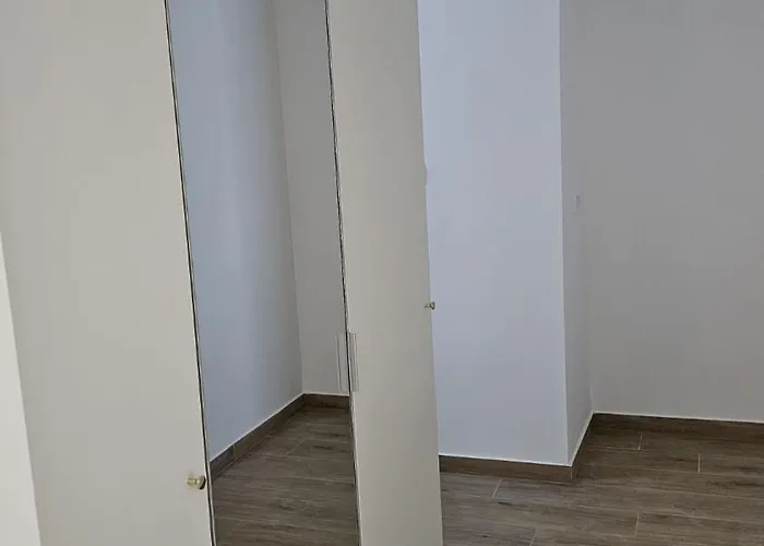 Memento With Private Bathrooms & Shared Kitchen Apartman Ljubljana