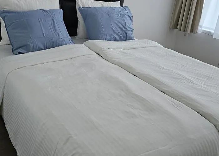 Memento With Private Bathrooms & Shared Kitchen * Ljubljana